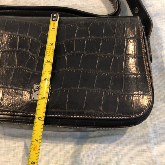 Dooney & Bourke Versatile Black Bag - Picture 6 of 8